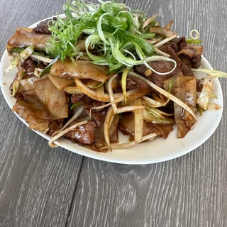 Flat Noodle Stir-Fry (Pho Ap Chao)