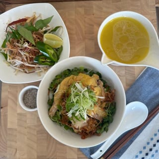 Chicken+Glass Noodle Soup (Mien Ga)