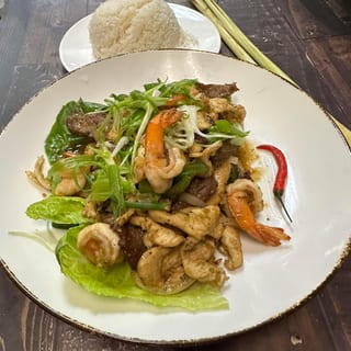 Lemongrass Stir-Fry (Sa Ot)
