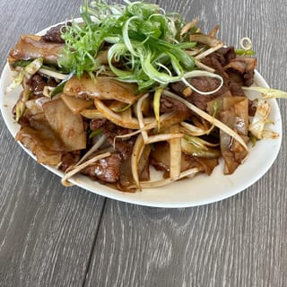 Flat Noodle Stir-Fry (Pho Ap Chao)